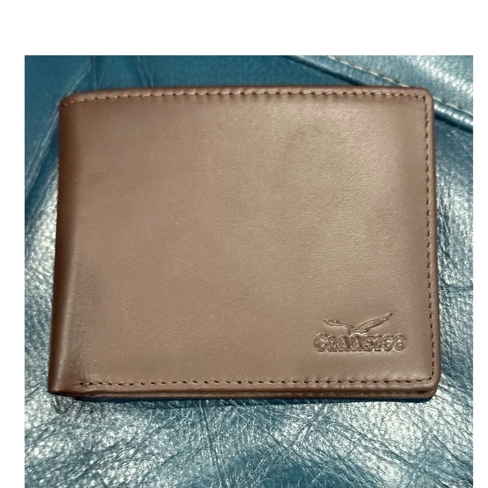 Clasico Brown RFID Blocking Bifold Men's Wallet with Logo Accents